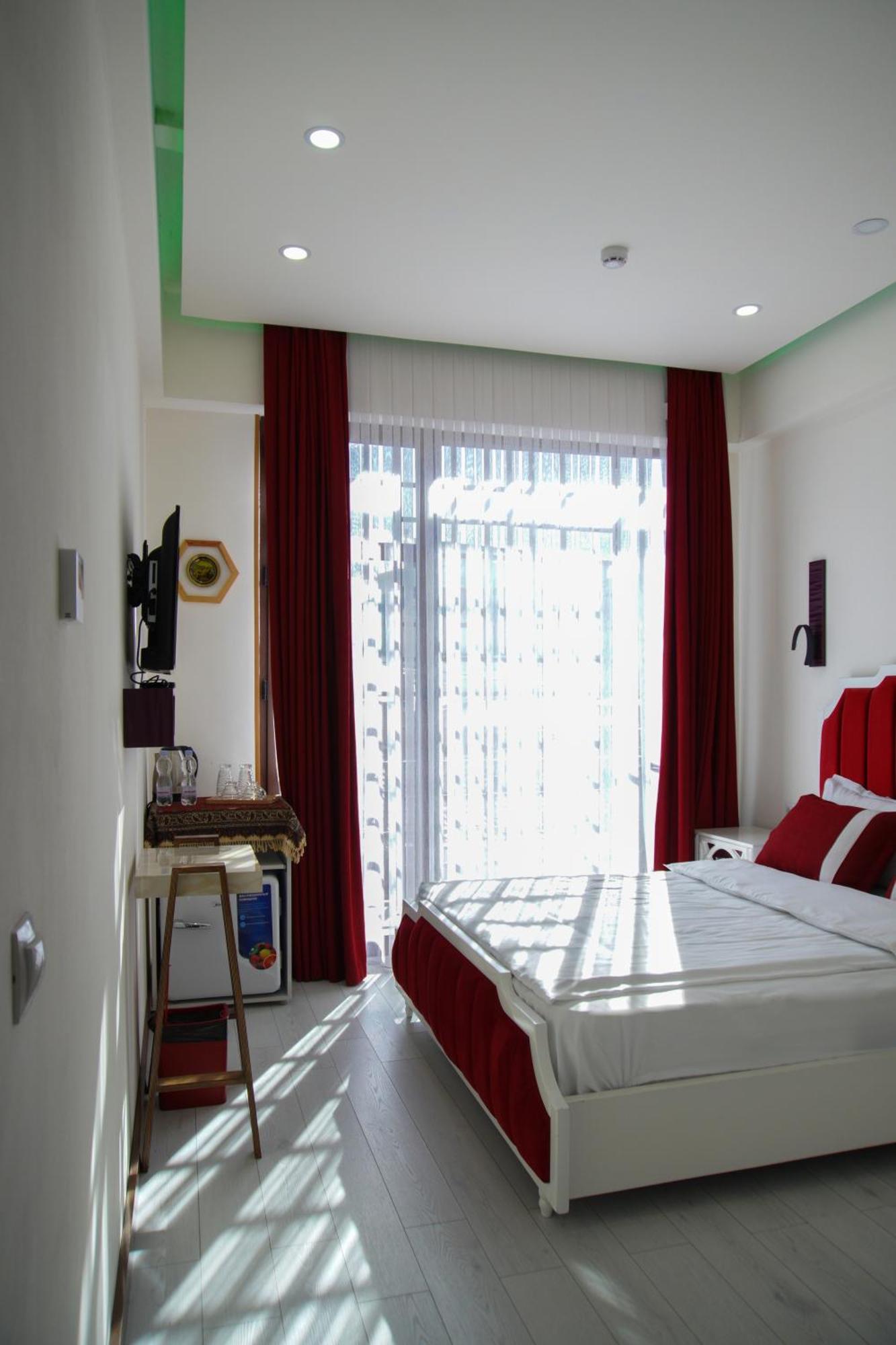Hotel Luxin Tbilisi Exteriér fotografie